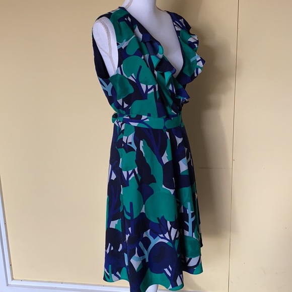 Ann Taylor dress size 8 - Picture 11 of 13